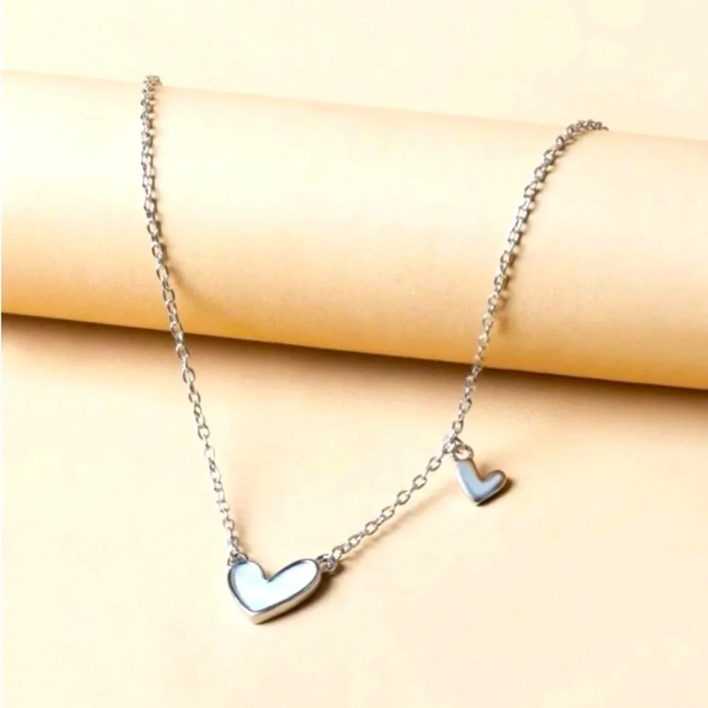 Ultra Dainty Delicate Valentine Enamel Hearts💕Necklace White & Silver - Picture 5 of 5